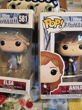 Funko Pop! Frozen II Elsa & Anna Vinyl Figures (Set) - Blue, Purple, Brown